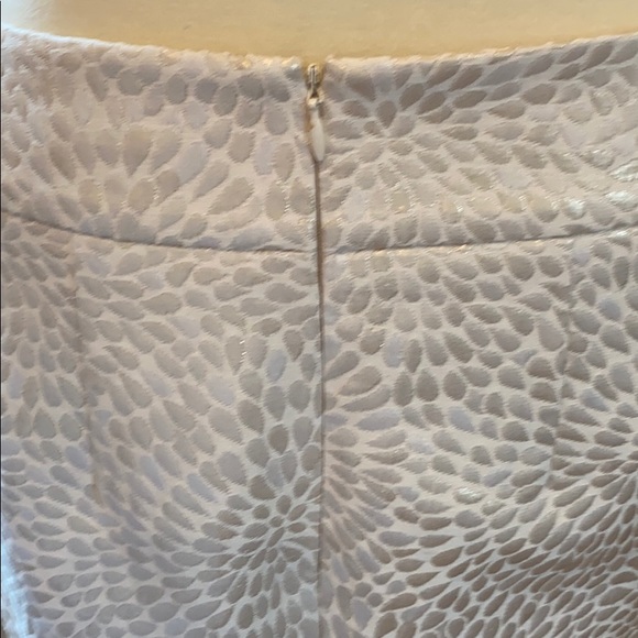 Loft size 6 pencil skirt - metallic detailing - Picture 6 of 8